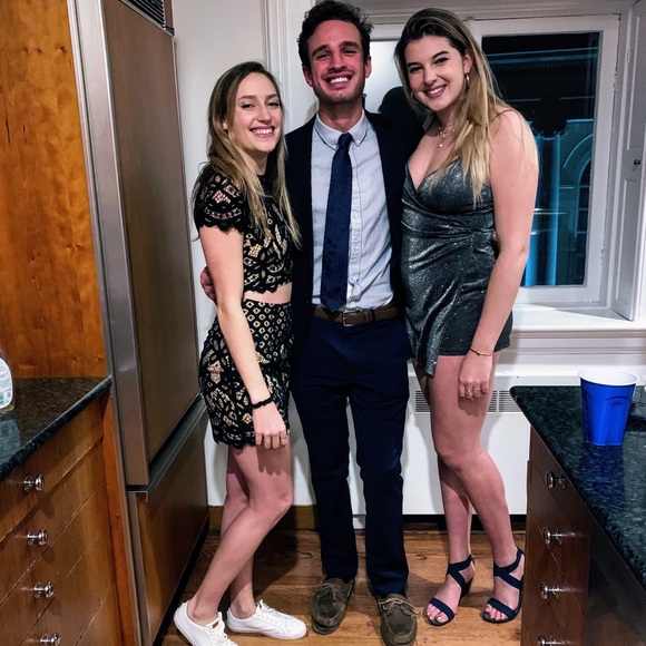 Lulu’s UO vibe lace two piece formal cocktail sexy!! - Picture 5 of 5